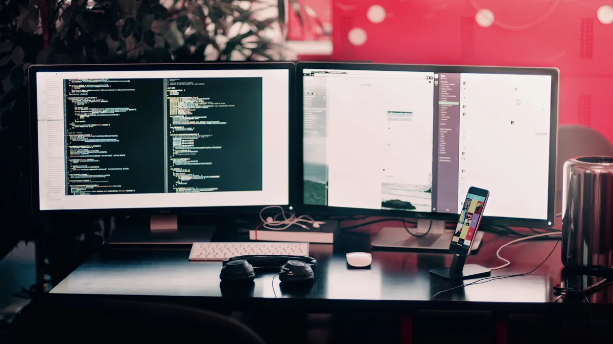 Illustration : Wix vs Squarespace vs agence web (site vitrine)